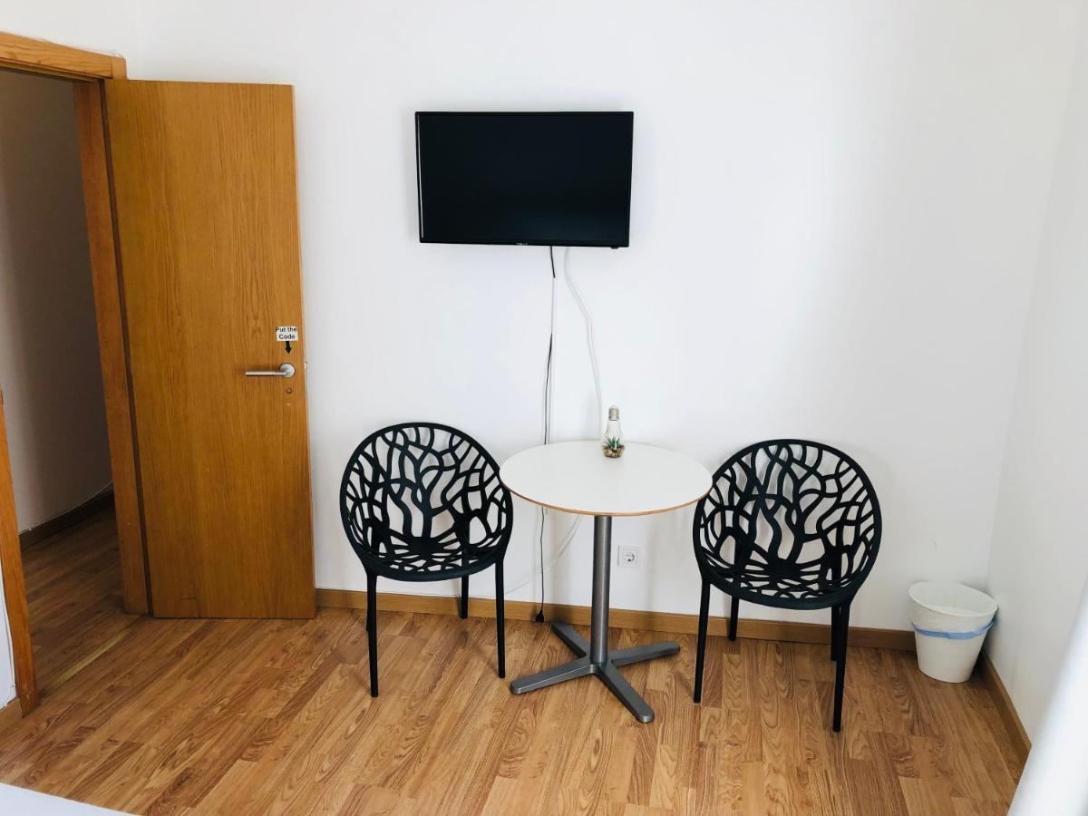 World Travelers Hotel Lisbon Bagian luar foto