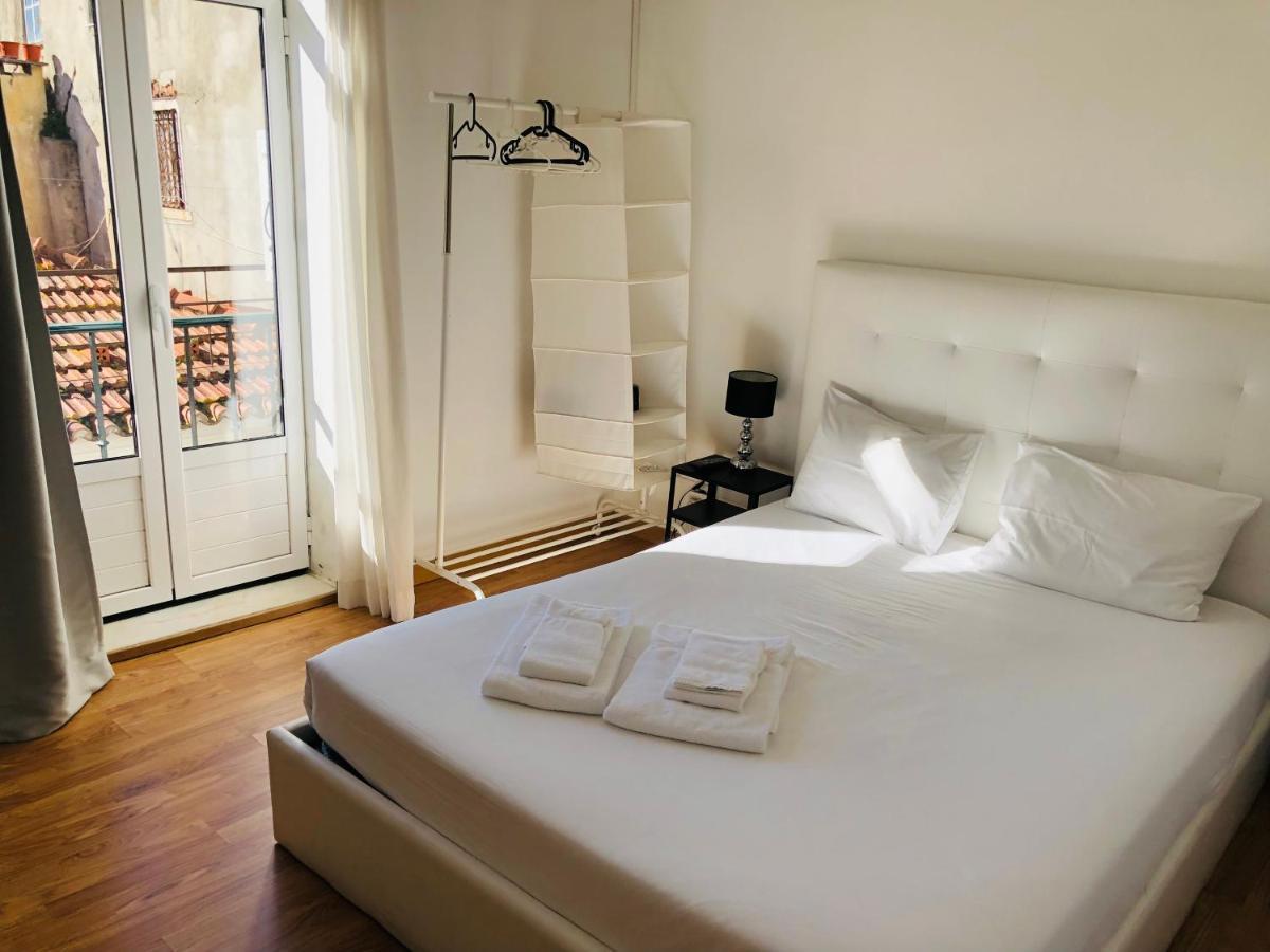 World Travelers Hotel Lisbon Bagian luar foto