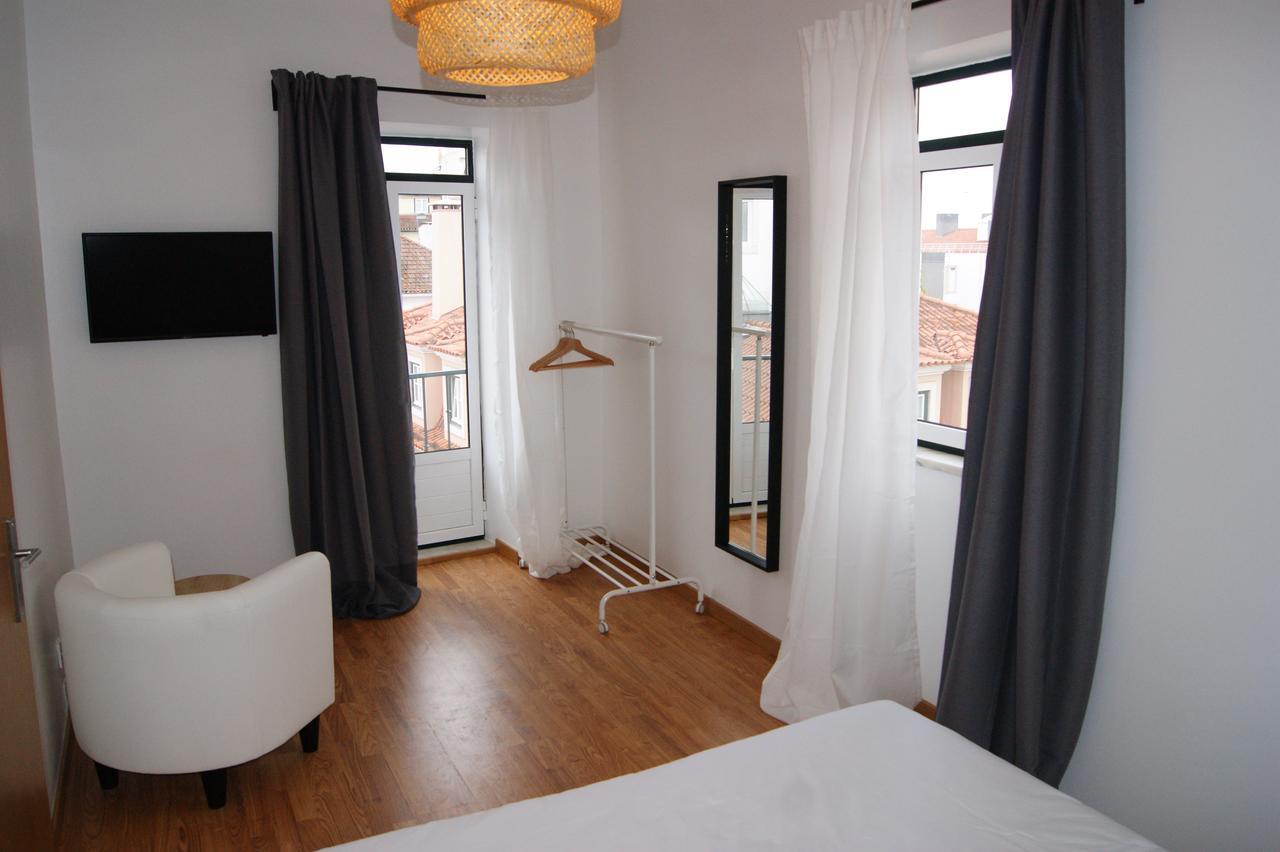 World Travelers Hotel Lisbon Bagian luar foto